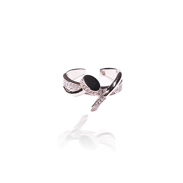 SILVER UNIQUE RING