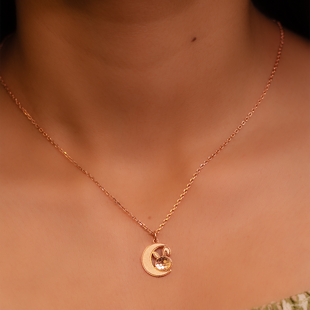 Lunar Harmony Pendant With Link Chain