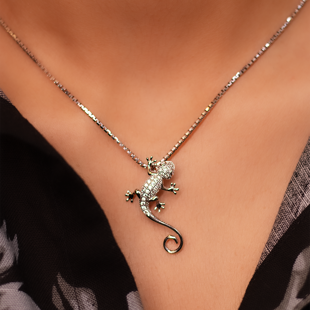 Silver Zircon Lizard Pendant With Link Chain