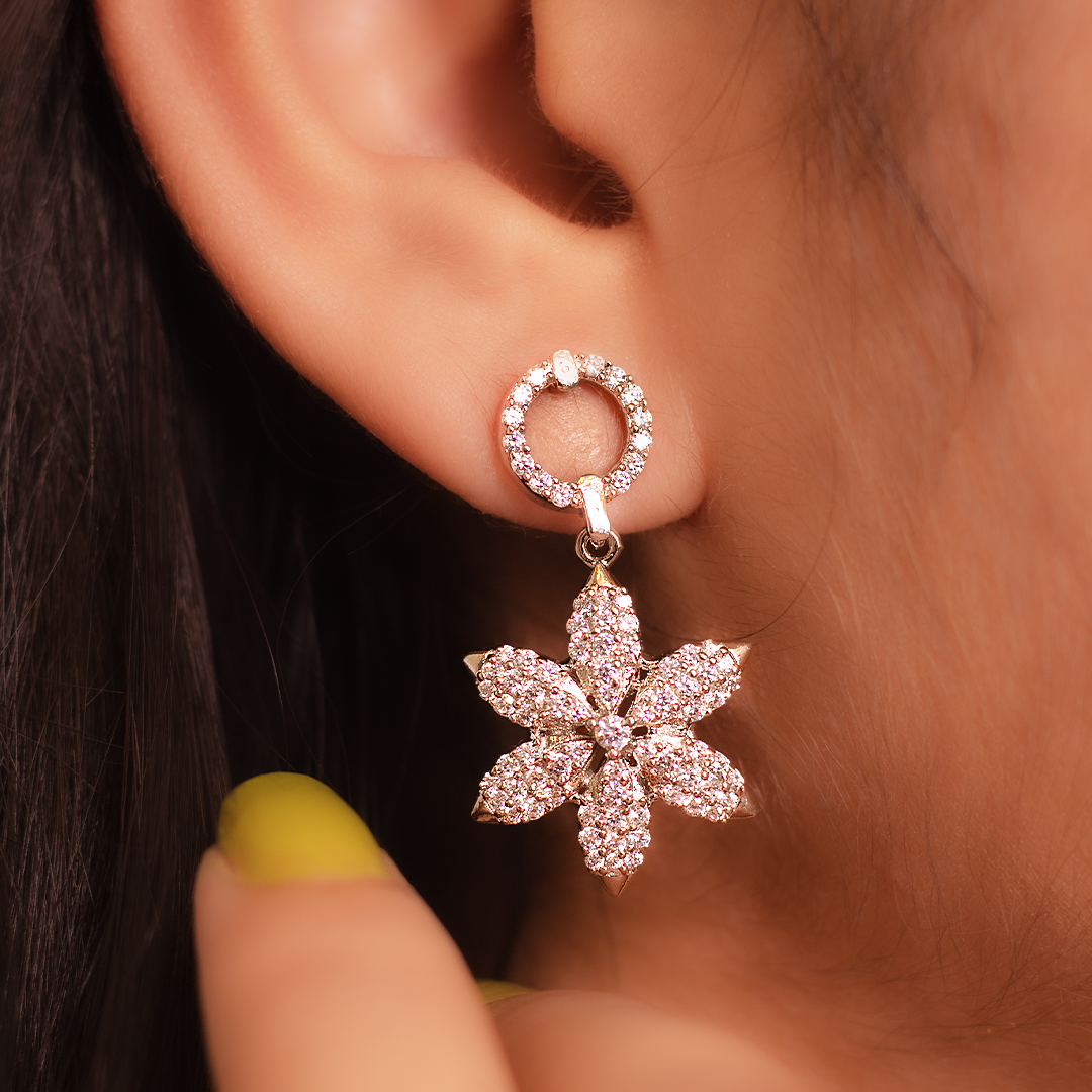 Silver Flower Necklace with Zircon