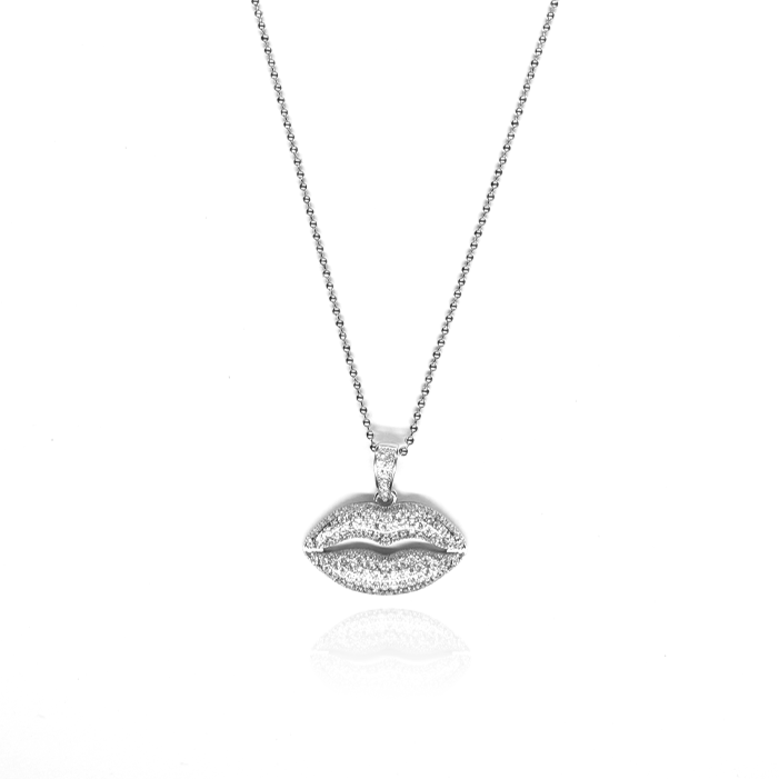 Diamond Kiss Pendant With Link Chain