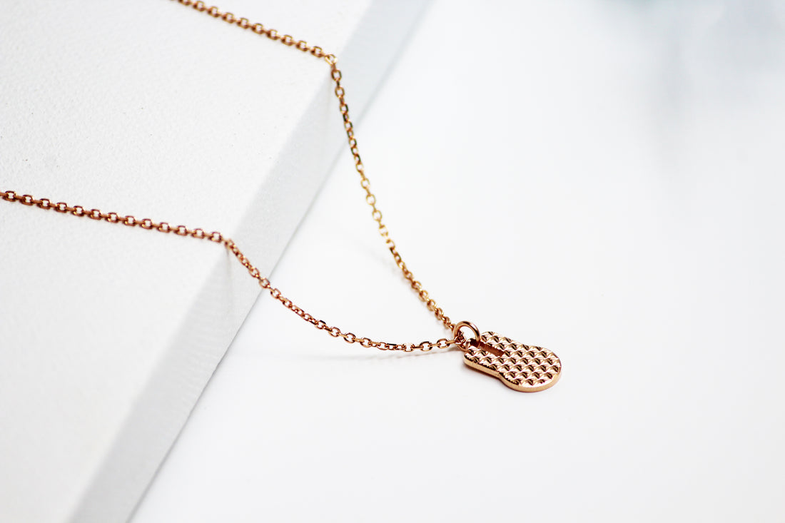 ROSE GOLD MIRROR PENDANT WITH LINK CHAIN