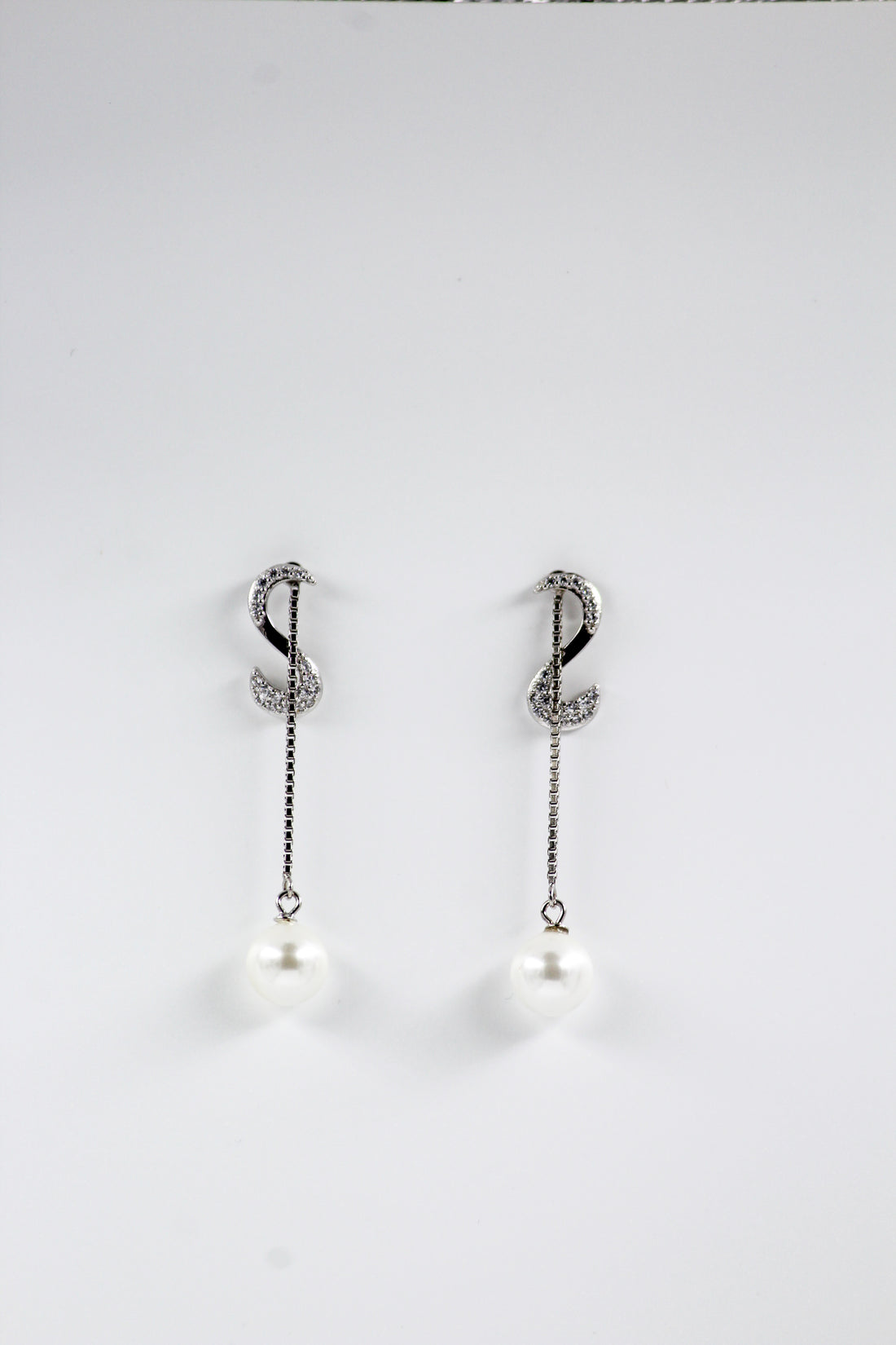 SILVER CRYSTAL PEARL DROP EARRINGS