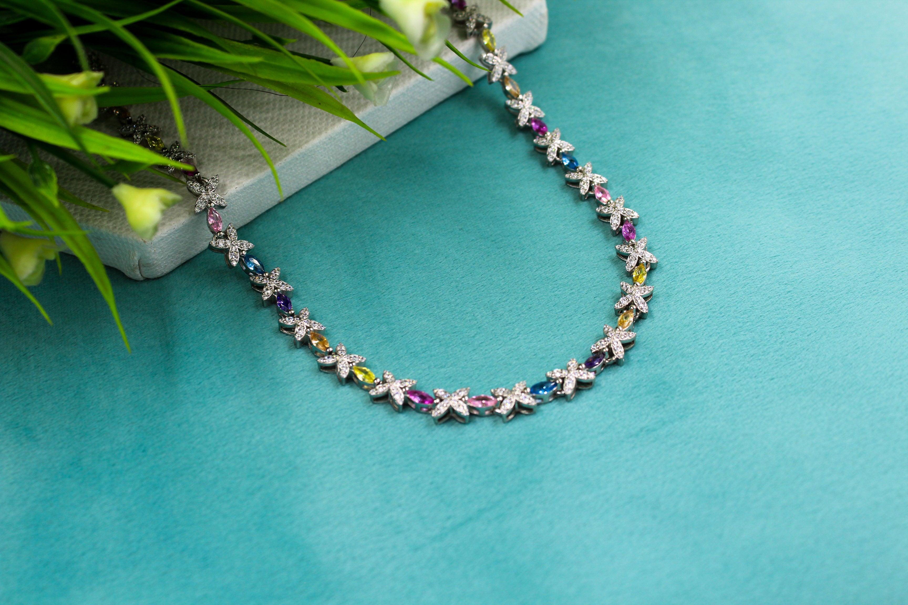 TWILIGHT BLOOM NECKLACE